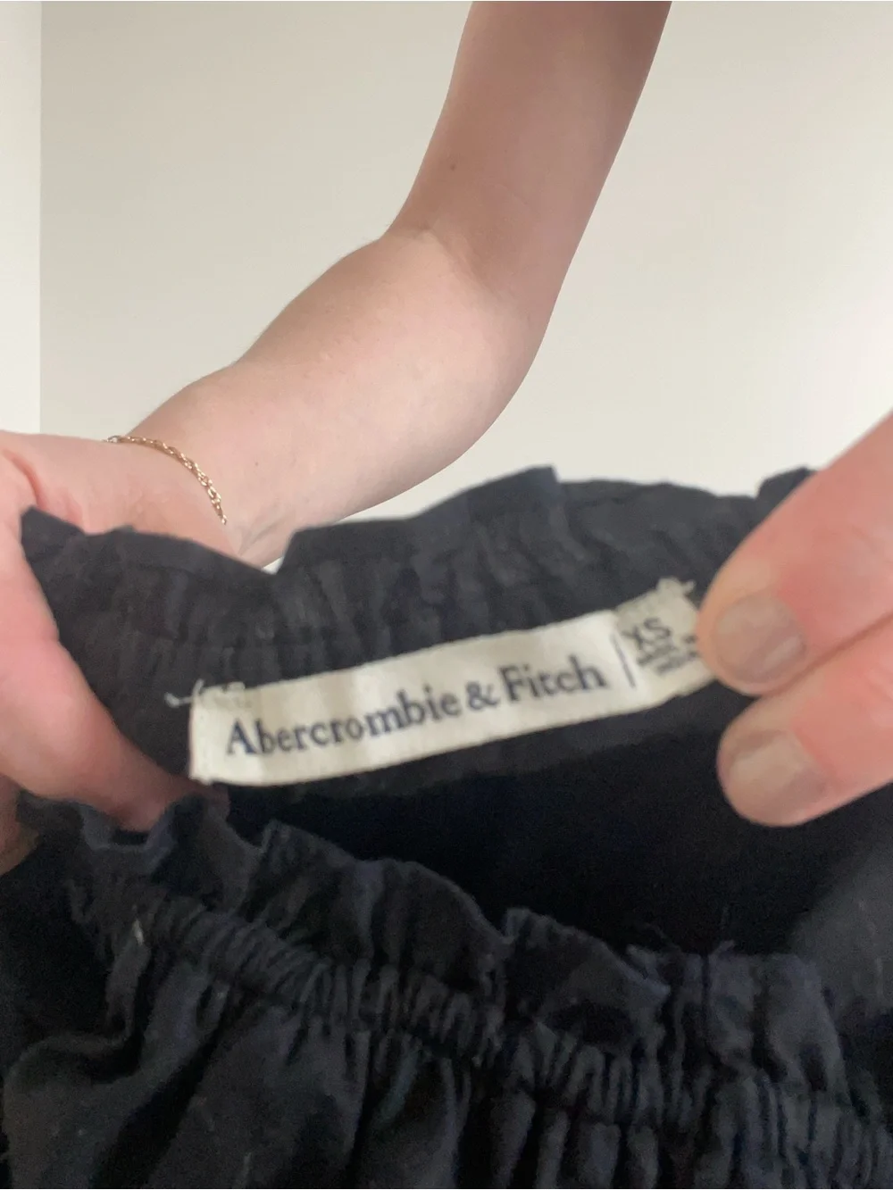Abercrombie & Fitch Black Puff-Sleeve Tiered Maxi Dress